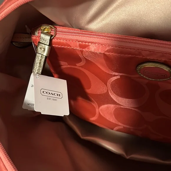 NWT Coach Signature Nylon Packable Weekender Bag - Picture 3 of 6